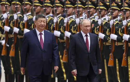 Xi-Putin, l'incontro a Pechino: “Relazioni Cina-Russia a un livello senza precedenti”. E l’Ue pensa a Draghi o Merkel per trattare con Mosca