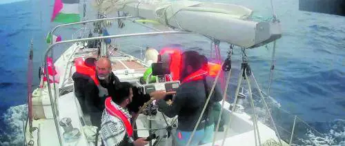 "Violenze sulla Flotilla". Il governo chiede conto ma i 5s vanno all'attacco