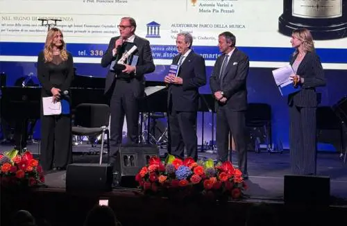 Premio M.Arte 2026, da Tommaso Cerno un appello alla libertà di pensiero e al coraggio delle idee