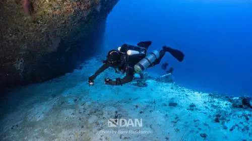 Maldive, le foto della grotta dove sono morti i sub italiani