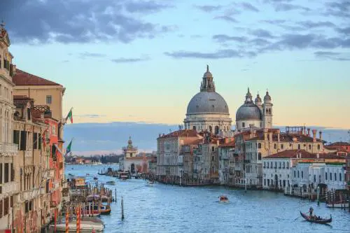 La questione culturale non finisce a Venezia