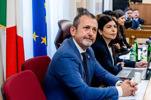 Mea culpa Delmastro: minacciato dai boss, ho sbagliato a fare la società coi Caroccia