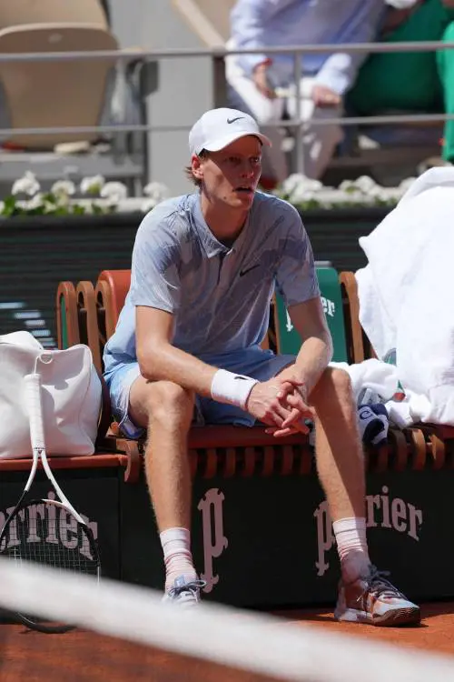 "Non trovavo più le energie": Sinner spiega il suo malore in campo