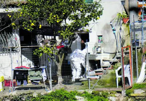 Beatrice morta a 2 anni: sigarette, botte e torture. Il coraggio delle sorelline. Arrestato il "patrigno"