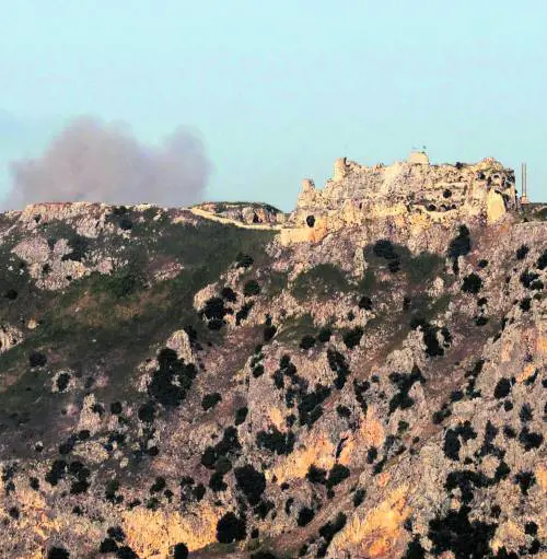Libano, Israele mai così avanti. Preso il castello di Beaufort. Parigi: riunione urgente all'Onu