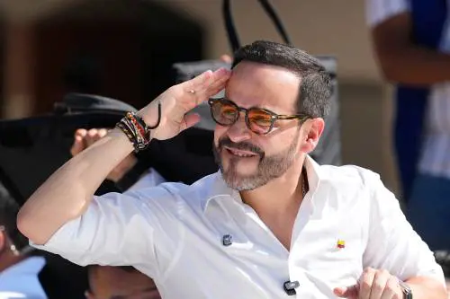 Colombia, chi è De la Espriella detto "El Tigre": il trumpiano che ha vinto il primo turno delle presidenziali