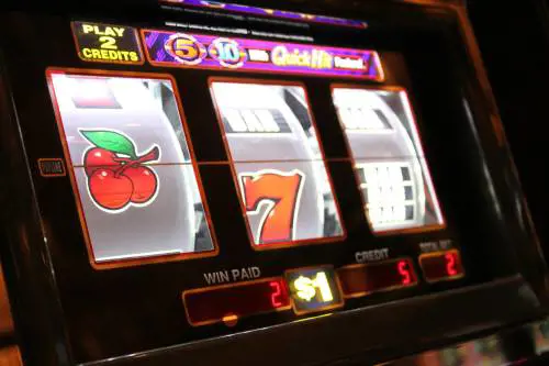 Per la dipendenza dal gioco d'azzardo, più di mille in cura tra città e hinterland