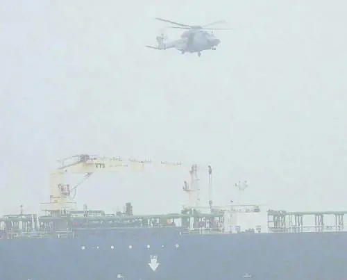 Parigi lancia la guerra dei mari contro Mosca. Sequestrata un'altra petroliera "fantasma"