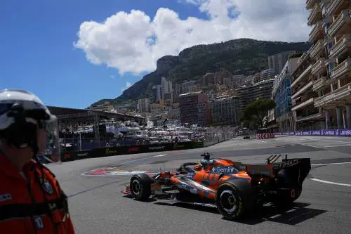 F1, Norris più veloce di tutti nelle libere in Catalogna. Leclerc 4°