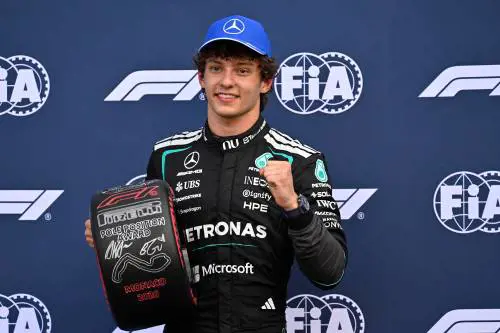 Kimi meraviglia. È pole a Monaco