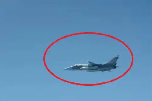 Tensioni nei cieli del Baltico: caccia svedesi intercettano aerei da guerra russi