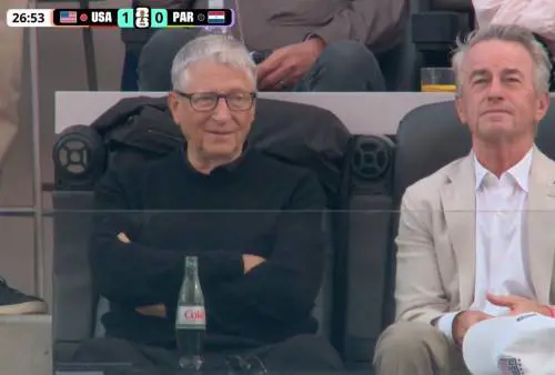 Bill Gates scambiato per Steve Jobs, clamorosa gaffe del TG1 ai Mondiali