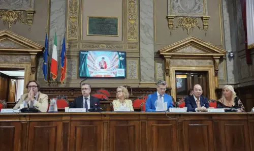 Teatri di Siena, oltre 80 appuntamenti: il fuoco della conoscenza accende il nuovo cartellone