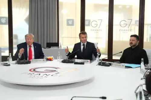 G7, Trump: "Mosca deve fare un accordo, farò tutto ciò che è in mio potere"
