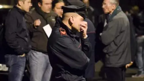 Forze dell’ordine: 207 suicidi in 5 anni e la fuga al Sud contro il caro-vita. Il piano per salvare i supereroi italiani