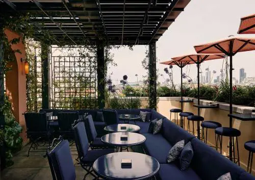 Ally’s Bar, apre la terrazza sul cuore di Milano