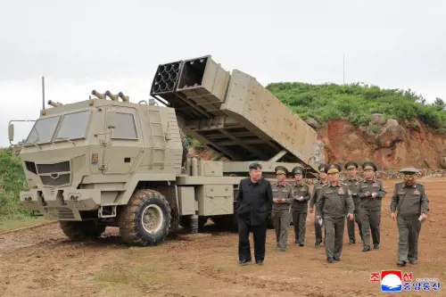 Esplode il cannone durante il test: il flop che imbarazza Kim