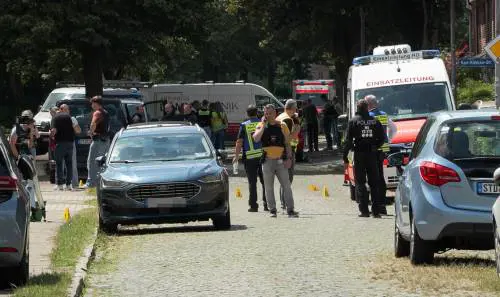 Germania, sparatoria in un centro per madri e bambini: "Almeno 6 vittime. Dietro l'attacco custodia della figlia di 3 mesi, fermato il padre"