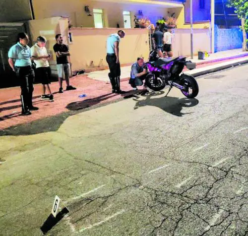 Impenna, perde il controllo della moto e uccide una quindicenne