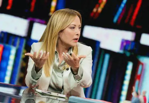 Meloni: "Italia solida e credibile, il sistema produttivo sa ripartire con slancio dopo ogni crisi"