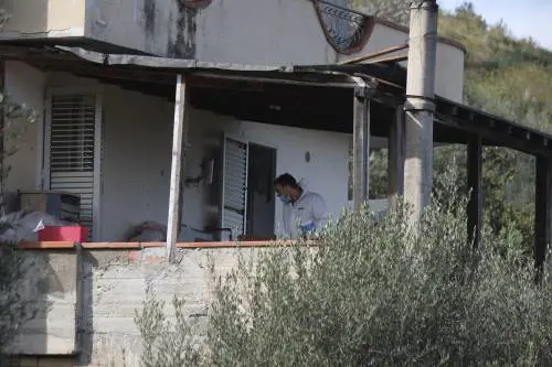 Altavilla, tre ergastoli per la strage: madre e due figli assassinati per "liberarli dal demonio"