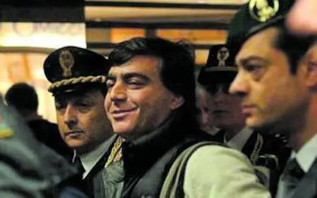 Valter, re dell'intrigo e dei segreti tra mazzette, estorsioni e galera. Quel sogno: "Mr Report" leader