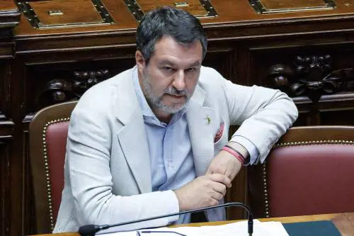 Cittadinanza e rimpatri: stretta sugli immigrati