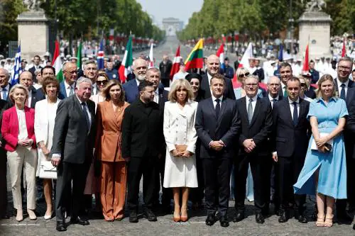A Parigi sfila la difesa europea. "Intesa sui Samp-t all'Ucraina"