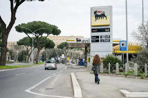 Auto in panne dopo il pieno. Il giallo del "gasolio sporco" che allarma Veneto e Friuli Venezia Giulia