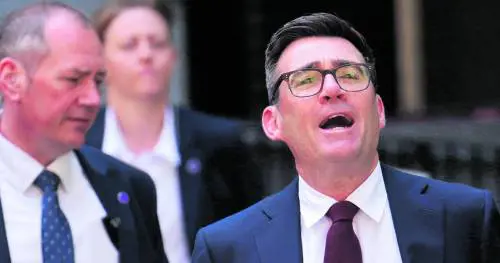 Trivelle in mare, Burnham fa Trump. Il neo-premier manda il Labour in tilt