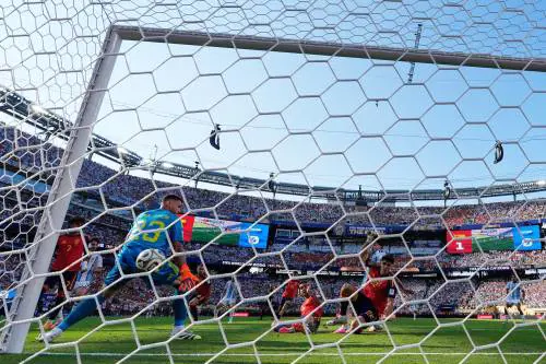Un dominio, un gol annullato, una bestemmia