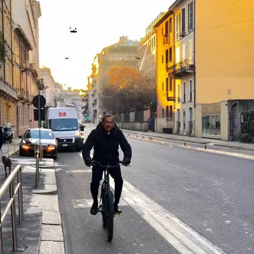 Sala fa l'ambientalista ma sbaglia strategia: "Non aumenti i mezzi"