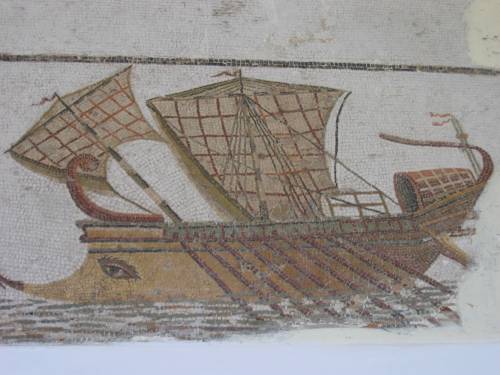 "Vele, scafi e naufragi faccio rivivere il romanzo della marineria antica"