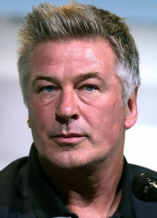 Alec Baldwin arrestato per rissa. Trump: "Buona fortuna"