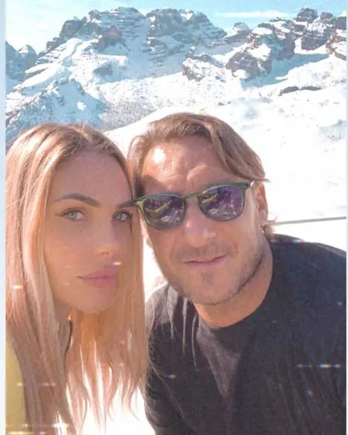 Francesco Totti rivela a Bobo Vieri: "Mi stavo per separare da mia moglie"