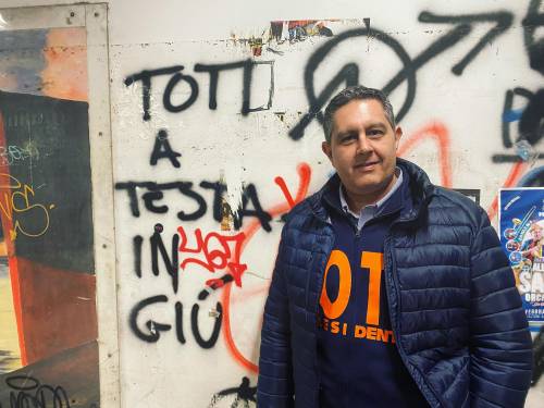 Genova, minacce di morte a Toti. "Non ci fermerete"