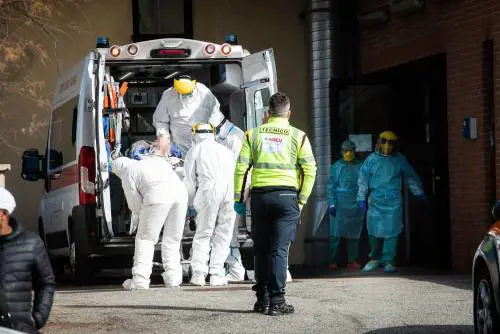 Coronavirus, paziente zero qui da Shanghai: "Sveglia nel cuore della notte"