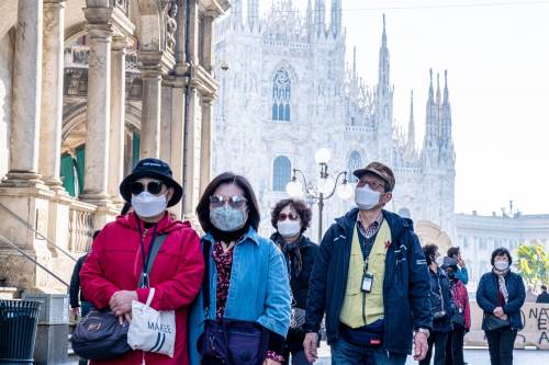 Test in blocco e stop dei voli: ecco perché l'Italia ha il record di contagi