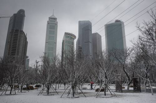 Le città fantasma della Cina: metropoli sigillate contro il virus