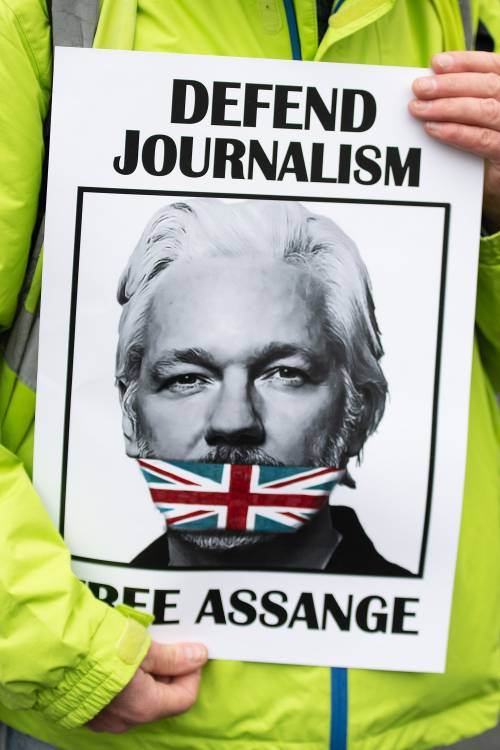 WikiLeaks, a Londra inizia il processo per estradizione a Julian Assange