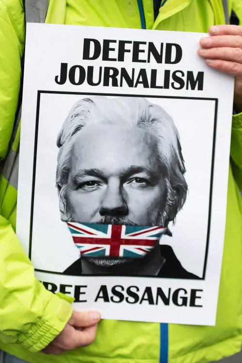 WikiLeaks, a Londra inizia il processo per estradizione a Julian Assange