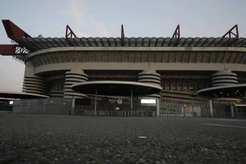 Serie A, la 26esima giornata si gioca: sei gare a porte chiuse, quattro con il pubblico