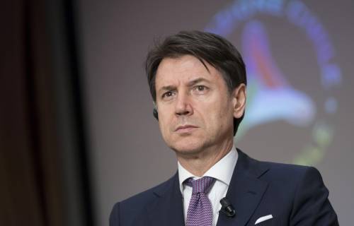 Coronavirus, Conte adesso minimizza: "L'Italia un Paese sicuro. Un sistema eccellente"