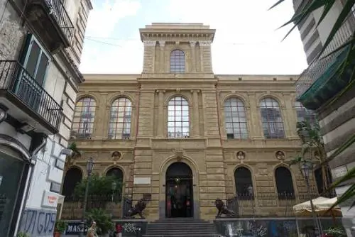 "Putt.... facciamo sesso o ti boccio". Spunta un video che accusa il prof. dell'Accademia