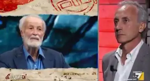 "Putin vuole Salvini dittatore". E il ministro "zittisce" Scalfari così