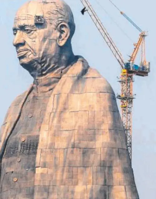 La statua più alta del mondo (nel paese che muore di fame)