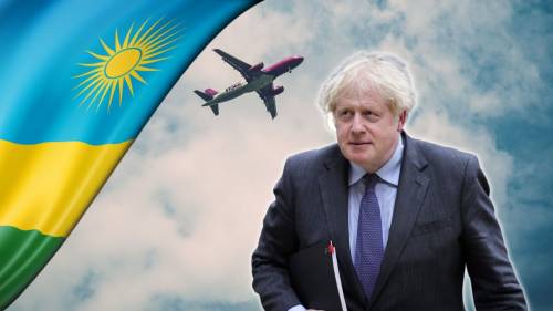 Così Johnson blocca il business dei migranti: voli in Ruanda e ingresso a punti
