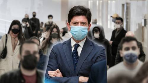 Mascherine, altra proroga: Speranza ci vuole imbavagliati fino a settembre