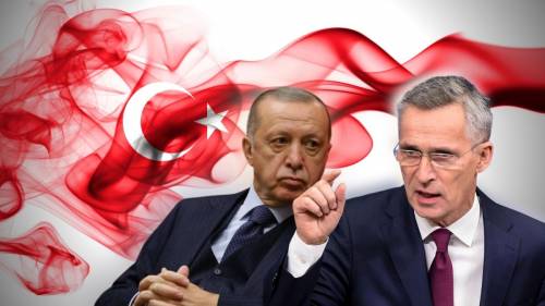 La Nato s’inchina a Erdogan: “Svezia e Finlandia? Comprensibili i dubbi della Turchia”