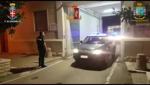 Foggia, sequestrati ordigni e armi da parte della Dda di Bari 